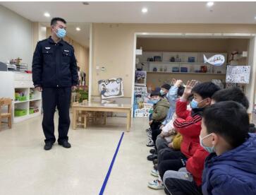 法治副校长进校园系列活动