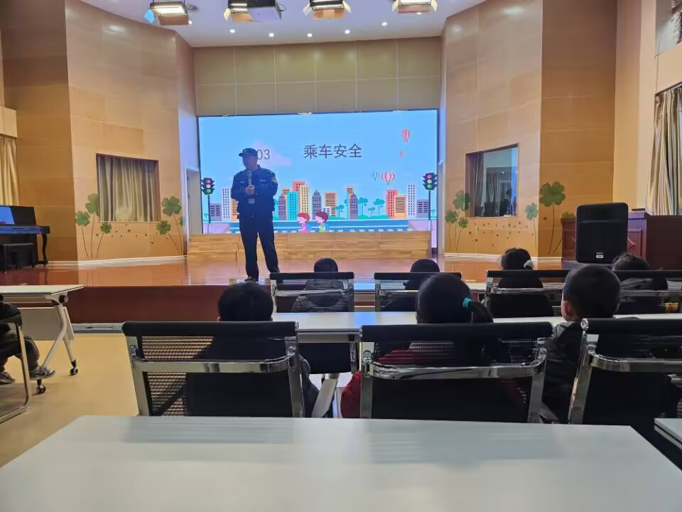 海安一幼：交通安全牢牢记